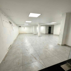 Cho thuê nhà Nam Kỳ Khởi Nghĩa, ngang 8m, Quận 3