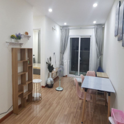 Cho thuê căn full nội thất như hình giá 11 triệu/tháng, vào ở liền.