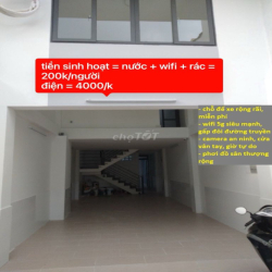 Phòng Mới,ban công, máy lạnh, đẹp như KS, Huỳnh Tấn Phát Q7.