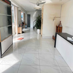 CHO THUÊ MẶT BẰNG TẦNG TRỆT – LÀM VĂN PHÒNG/SHOWROOM/CAFÉ