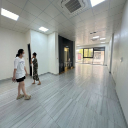 Cho thuê văn phong tại Him Lam Vạn phúc- Tố Hữu, 90 m2/tầng thông sàn