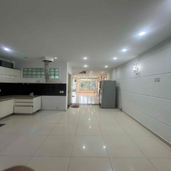 CHO THUÊ MBKD KDC HIM LAM Q7 85M2