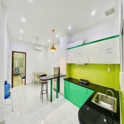 Căn hộ 45m2 full nội thất ngay sân bay - chính chủ
