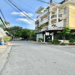 Cho thuê nhà 3 tầng KDC gần chợ Đại Hải