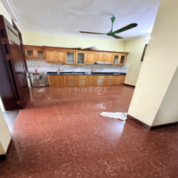 Cho thuê nhà ngõ 279 Hoàng Mai, 70m2, 3 tầng , 7 ngủ