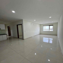 Cho thuê 2PN trong căn 3PN Cc Topaz elite toà Parc Mall