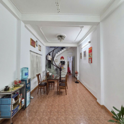 🏡[7mx18m]🏡Biệt thự sân vườn số 2/38A Cao Thắng, phường Bàn Cờ, Quận 3!