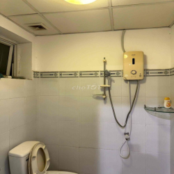 Căn góc chung cư Thanh Bình 68m2 giá 8,5tr/th full nội thất view bờ kè