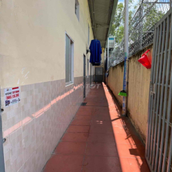 Phòng 24m2 đường 339, Phước Long (Q9 cũ): trệt + gác, 2 cửa sổ