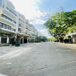 Cho Thuê Mặt Bằng 35m2 - Giá rẻ 16 triệu - kdc Him Lam P Tân Hưng Q7.