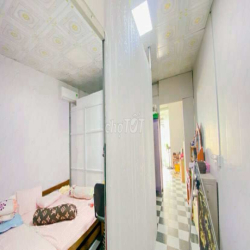 Cho thuê nhà mặt tiền 100 m2 kế bệnh viện Nhi đồng 8 triệu