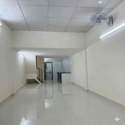 Nhà mới xây Duy Tân p15 quận Phú Nhuận sẵn máy lạnh chỉ 13tr