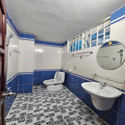 Cho thuê nhà nguyên căn - gần mặt tiền Võ Thị Sáu.