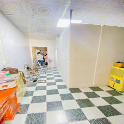 Cho thuê nhà mặt tiền 100 m2 kế bệnh viện Nhi đồng 8 triệu