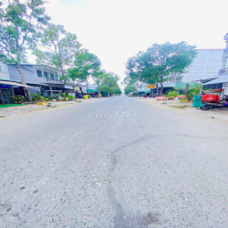 Cho thuê nhà mặt tiền 100 m2 kế bệnh viện Nhi đồng 8 triệu