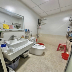 Hẻm 8m Kinh Doanh TÂN SƠN NHÌ, 5 x 10m, 1 Lầu, 2 Phòng Ngủ