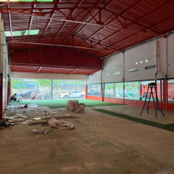 Cho thuê nhà MT đường Số Lâm Văn Bền Vị trí đẹp