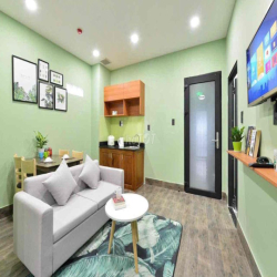 Siêu Phẩm 2PN 1PK Ban Công 60m2 FullNT Có Thang Máy, Hầm Xe Giáp PN,Q1