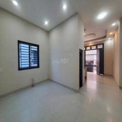 CHO THUÊ NHÀ MỚI – 1 TRỆT 2 LẦU – Sát ĐỖ XUÂN HỢP