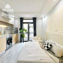 STUDIO LUXURY TÂN QUY Q7 – BAN CÔNG VIEW TRƯỜNG TỒN ✨