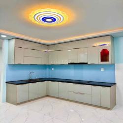 cho thuê nhà Full nội thất + máy lạnh 6x20 Giá 40 triệu