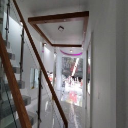 CHO THUÊ NHÀ MẶT TIỀN PHAN VĂN TRỊ (TRỆT 2 LẦU 6m X 25m) VỊ TRÍ ĐẸP