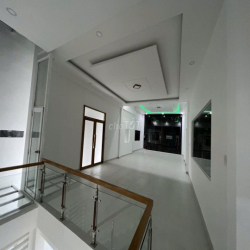 CHO THUÊ NHÀ MẶT TIỀN PHAN VĂN TRỊ (TRỆT 2 LẦU 6m X 25m) VỊ TRÍ ĐẸP