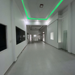 CHO THUÊ NHÀ MẶT TIỀN PHAN VĂN TRỊ (TRỆT 2 LẦU 6m X 25m) VỊ TRÍ ĐẸP