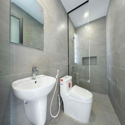 Duplex ban công thoáng gần ngay Khu CNC, Lã Xuân Oai, FPT, UFM