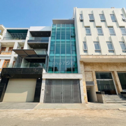 SIÊU PHẨM NHÀ ỐP KÍNH! - 29F Hoàng Hoa Thám P.12 Q.TB - 5x20m 500m sàn