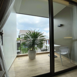 STUDIO CAO CẤP BAN CÔNG - FULL NỘI THẤT!!