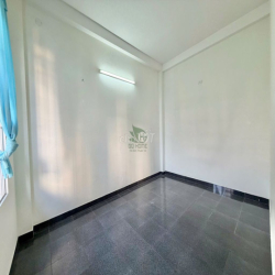 CHO THUÊ NHÀ Ở KINH DOANH MẶT TIỀN ĐƯỜNG GIÁ 15 TRIỆU PHƯỜNG VĨNH HẢI.