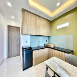 CĂN GỘ MỚI KENG 100% VÒNG XOAY DÂN CHỦ BAN CÔNG CỰC THOÁNG RỘNG RÃI