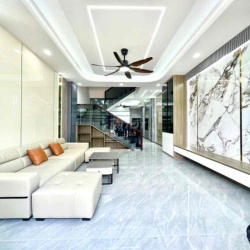 Nhà mới xây liền kề KCN Vsip1 và AEON. QL13. Thuận Giao. thương lượng