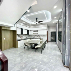 Nhà mới xây liền kề KCN Vsip1 và AEON. QL13. Thuận Giao. thương lượng