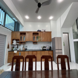 CHO THUÊ NHÀ 5 PHÒNG NGỦ FULL NỘI THẤT (CÓ THANG MÁY) KHU PHÍA BẮC