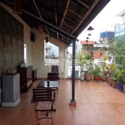 Căn hộ dịch vụ cho thuê 1 PN đầy đủ nội thất