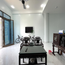 CHO THUÊ NHÀ 5 PHÒNG NGỦ FULL NỘI THẤT (CÓ THANG MÁY) KHU PHÍA BẮC