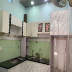 nhà trệt 2 lầu 4pn 3 vs hẻm xe tải 