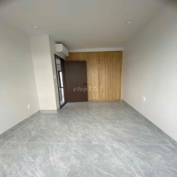 BIỆT THỰ MỚI 100% KDC GẦN ĐỖ XUÂN HỢP LIÊN PHƯỜNG 4Pn 4WC TRỆT TRỐNG