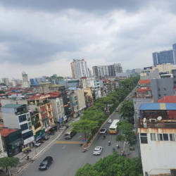 Cho thuê văn phòng mặt phố Kim Mã quận Ba Đình, 45m2