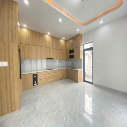 BIỆT THỰ MỚI 100% KDC GẦN ĐỖ XUÂN HỢP LIÊN PHƯỜNG 4Pn 4WC TRỆT TRỐNG