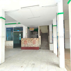 Cho Thuê Nhà Đường Hoàng Việt, Tân Bình ( 15x20m - KD TỰ DO )