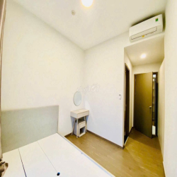 Cho thuê căn hộ 3PN có sẵn Nội Thất và Máy Lạnh. Ở được ngay