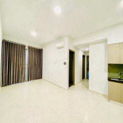 Cho thuê căn hộ 3PN có sẵn Nội Thất và Máy Lạnh. Ở được ngay