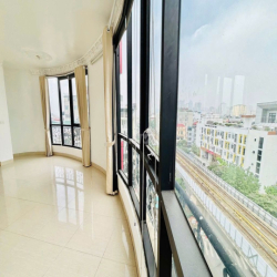 Cho thuê sàn Yên Lãng 70m2 10tr view thoáng oto đỗ gần bãi gửi xe rộng