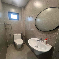cho thuê mb 2 mặt tiền ngay trường học Lê Anh Xuân