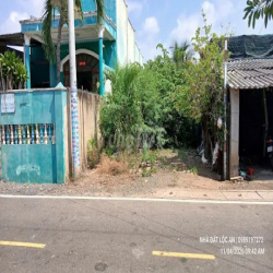 Bán Nhà Đất 15,5x20 Gần Hồ Tràm – 2 Căn Nhà, 4PN