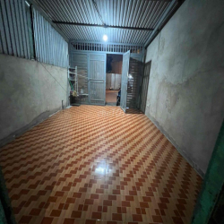 110m 5x22m mặt tiền 12m nhựa kinh doanh đa ngành 6tr/thang