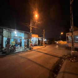 110m 5x22m mặt tiền 12m nhựa kinh doanh đa ngành 6tr/thang